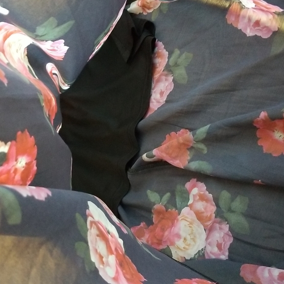 (8) Divided by H&M Floral Maxi Dress Waist Cutouts Flowy Skirt Flirtatious - Picture 10 of 11